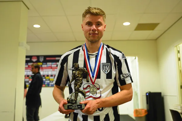 Emil Hansson HAFC.nl Speler van het Jaar