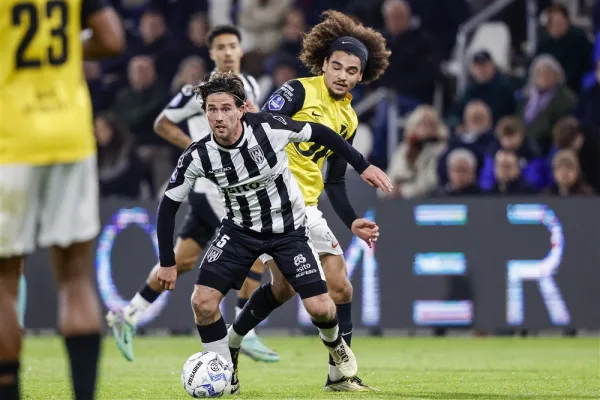 'De nul' en drie punten: Heracles wint van NAC