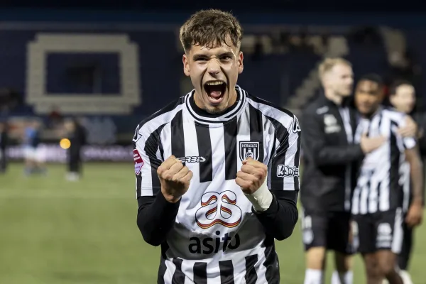 Eerste profcontract voor Lasse Wehmeyer!