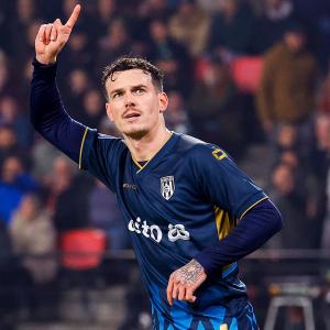 Heracles verkoopt JIzz Hornkamp aan AZ