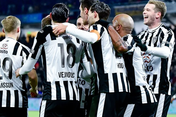 Praat mee: Top Oss - Heracles Almelo