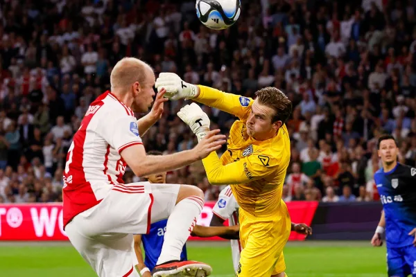 Ajax te sterk voor stug Heracles