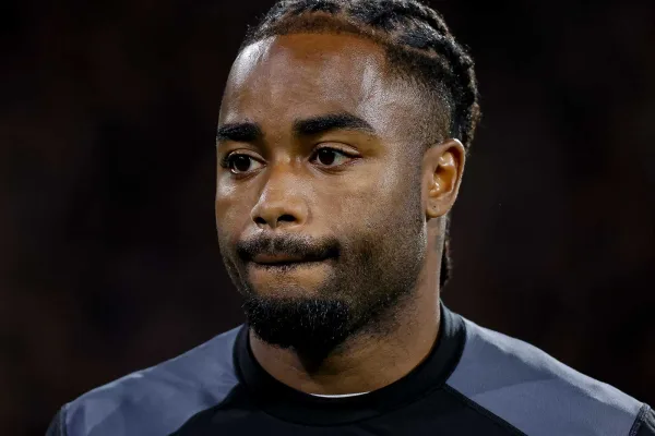 Ché Nunnely traint mee bij Heracles